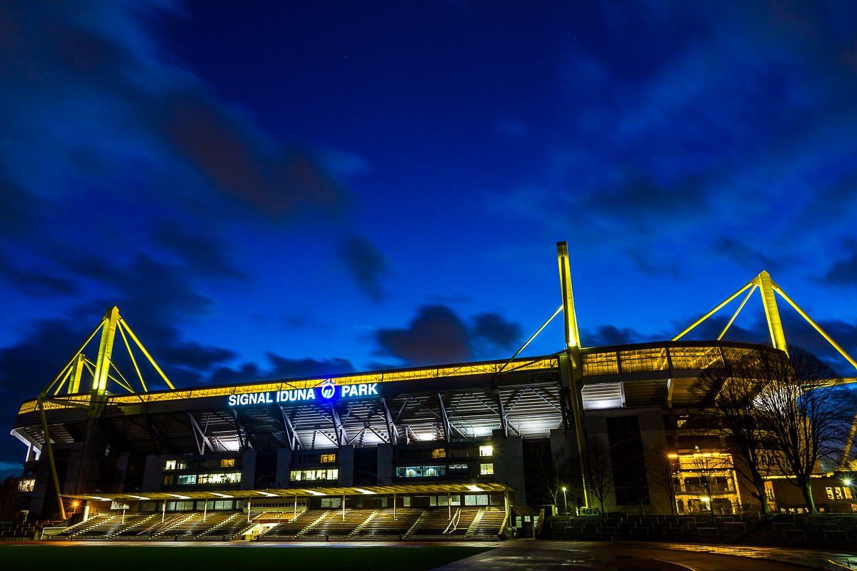 westfalenstadion-001.jpg